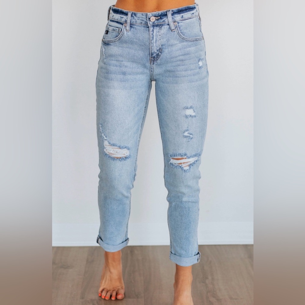 Kancan Light Wash Distressed Women’s Jeans - Size 32”